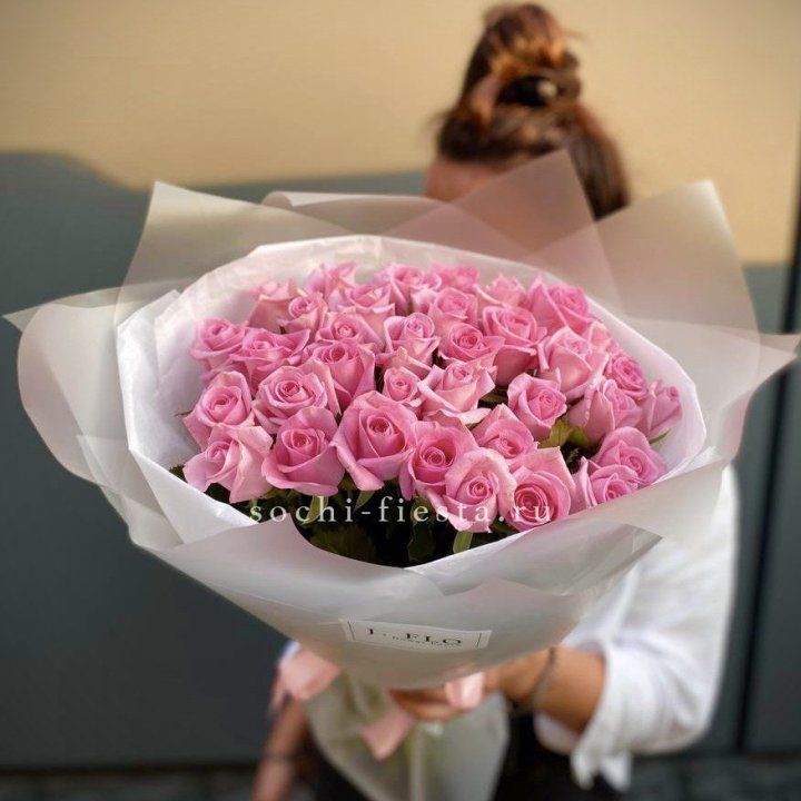 Букет розовых роз  в Химкие
