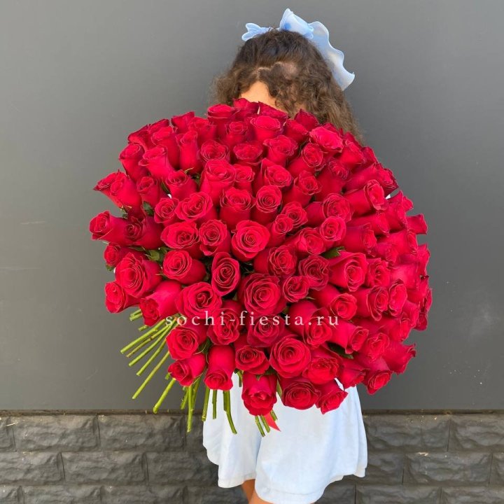 101 красная роза в Химкие
