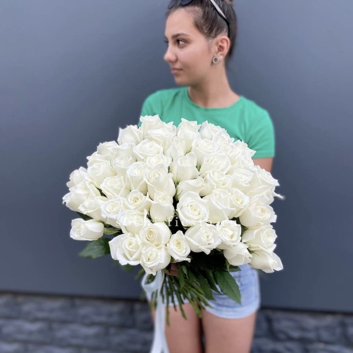 51 белая роза в Химкие