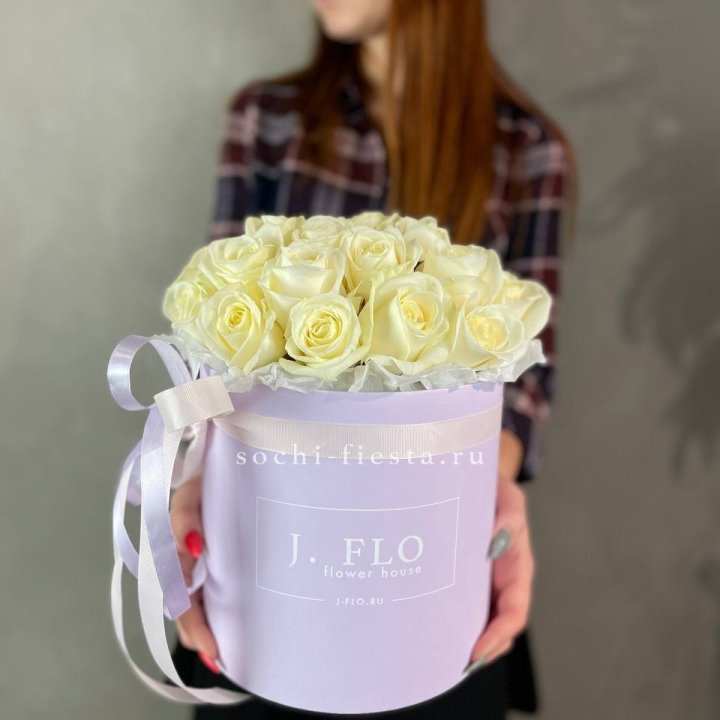 25 роз в цилиндре  в Химкие