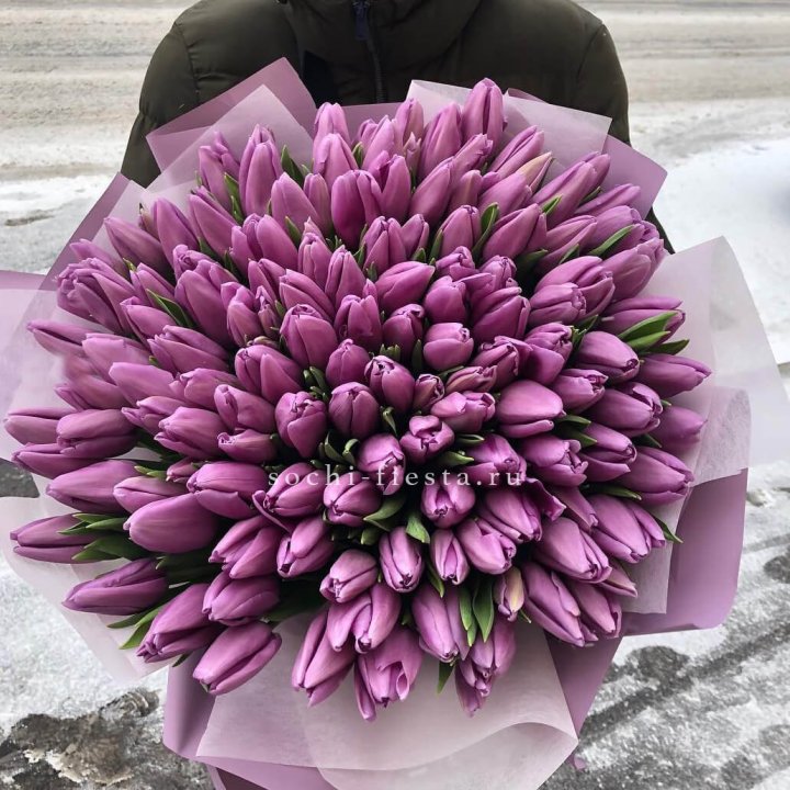 101 сиреневый тюльпан в Химкие