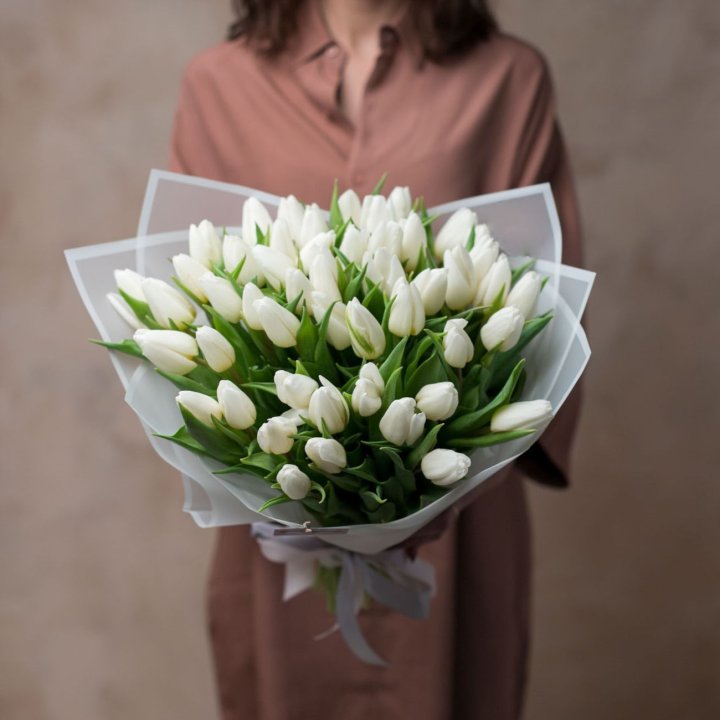 51 белый тюльпан в Химкие