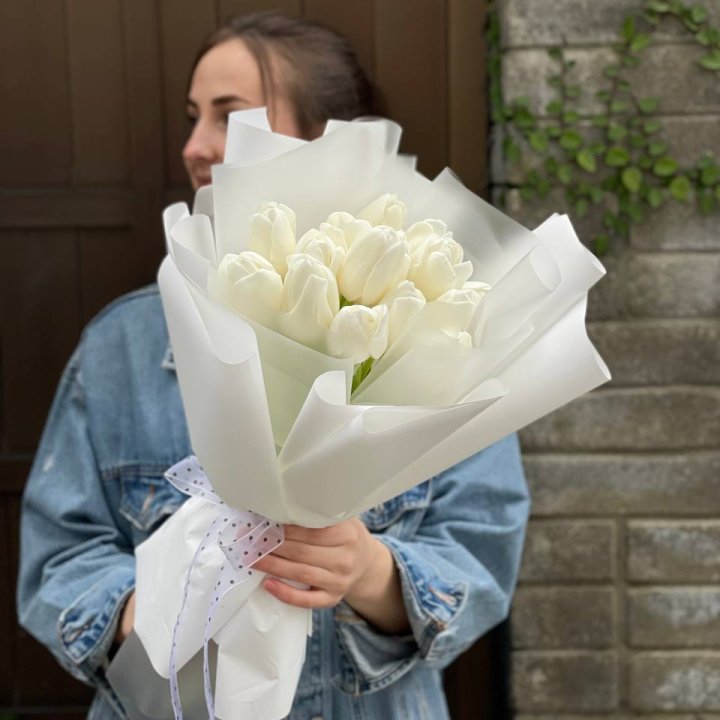 Букет белоснежных тюльпанов в Химкие