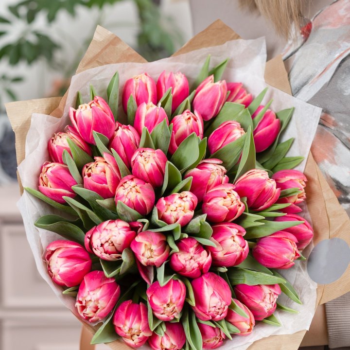 Букет пионовидных тюльпанов в Химкие